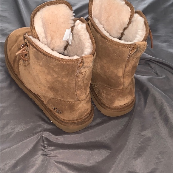 Men Harkley Ugg Boots - Picture 3 of 5
